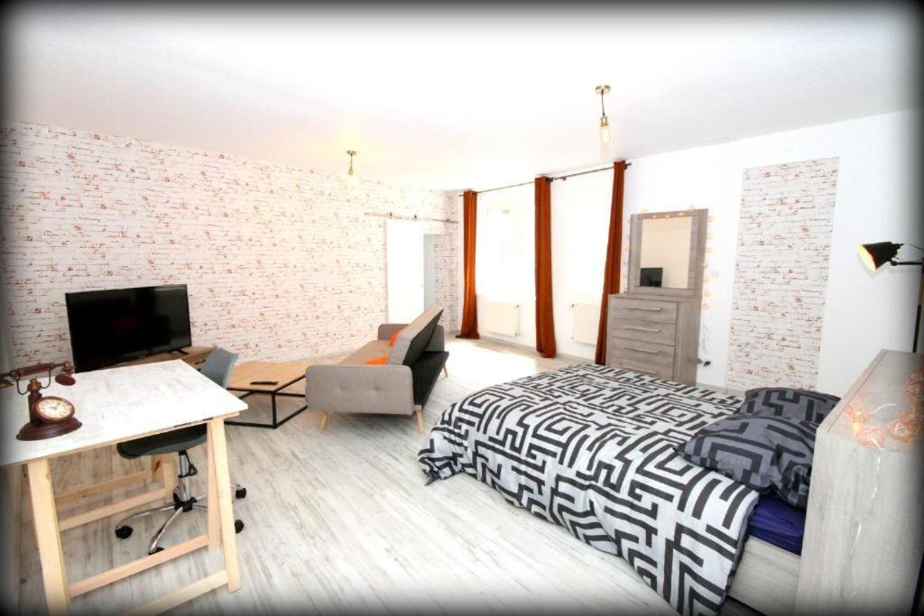 Appartements Baron Bouvier Vesoul Exterior photo